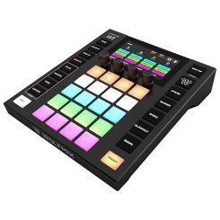 Contrôleur DMX autonome Wolfmix W1 MK2 : 4 univers, écran tactile, 20 pads et effets puissants. Créez vos shows lumière en live sans PC.