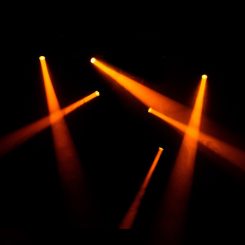 Découvrez la lyre Spot LED DJ BoomTone DJ Maxi Spot 60 : 60 W, anneau LED RGB, effets Spot + Wash, idéale pour DJ, clubs et événements.