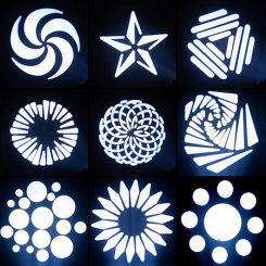 La Mac Mah Mac Spot 100 est une lyre Spot LED professionnelle 100 W avec effets variés, idéale pour prestataires, DJ et installations scéniques.