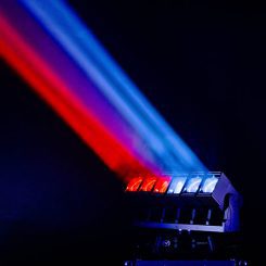 Mac Mah Wave 660 Pix, jeu de lumière LED 6×60W RGBW, zoom motorisé, pixels contrôlables et PAN infini, idéal pour soirées, clubs et DJ sets.