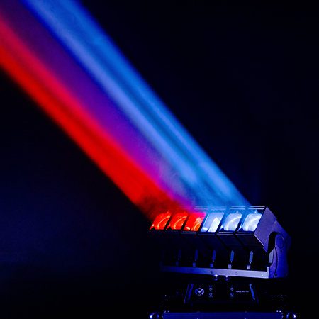 Mac Mah Wave 660 Pix, jeu de lumière LED 6×60W RGBW, zoom motorisé, pixels contrôlables et PAN infini, idéal pour soirées, clubs et DJ sets.