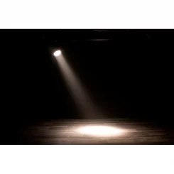 ADJ Encore LP18 IP, projecteur LED extérieur puissant, 18 LEDs RGBL 20 W, 7300 lumens, IP65, idéal pour concerts, captations TV et événements live.
