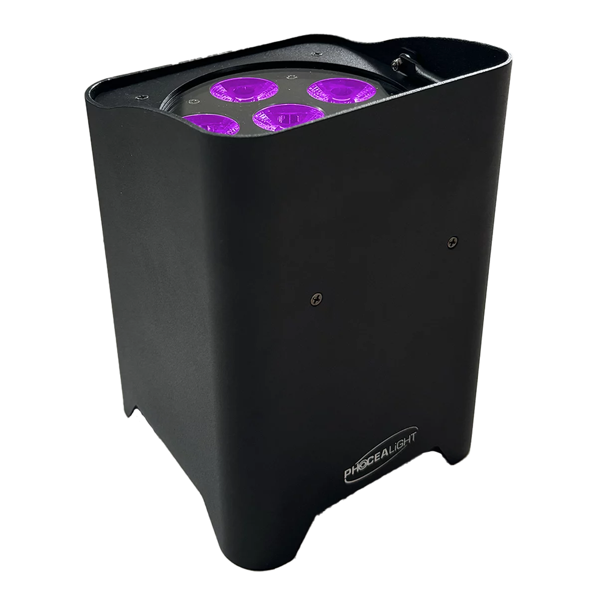 Box 6 IP Batterie 6en1 RGBWA+UV avec recharge par induction, autonomie jusqu’à 36h et contrôle DMX HF ou Wi-Fi. Idéal intérieur et extérieur.